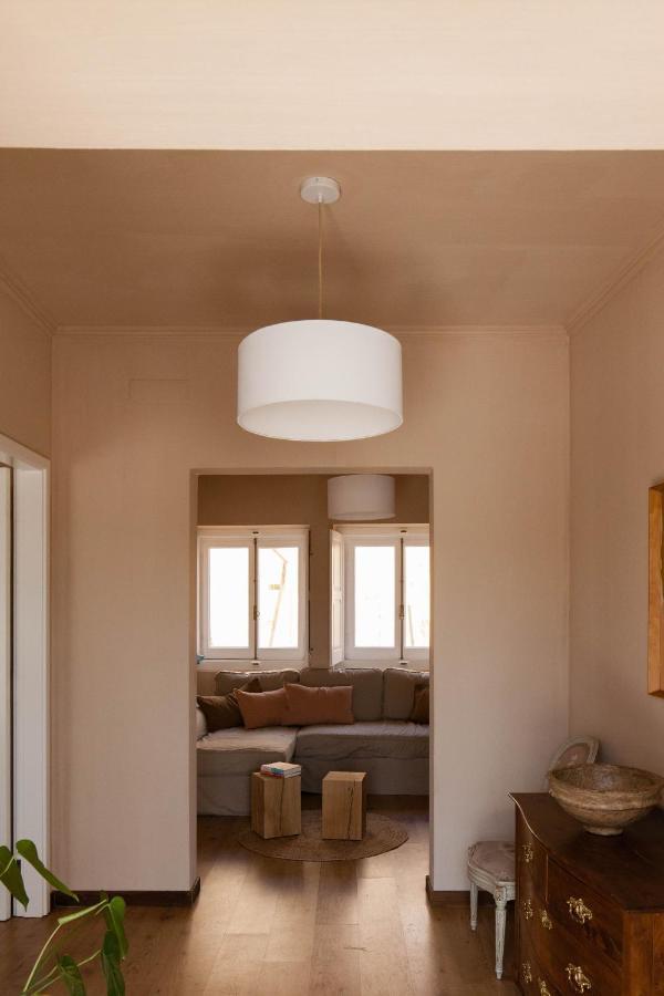 Azenhas Do Mar Roadside House Holiday home Colares
